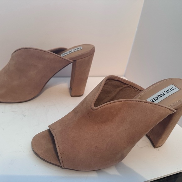 Steve Madden size 10, suede, light pink heel 4 in heel - Picture 5 of 7
